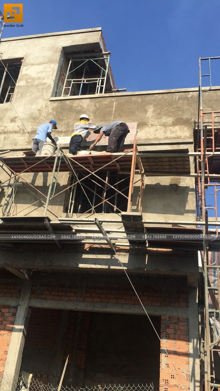 Thi công ốp gạch trang trí bên ngoài nhà - ảnh 2
