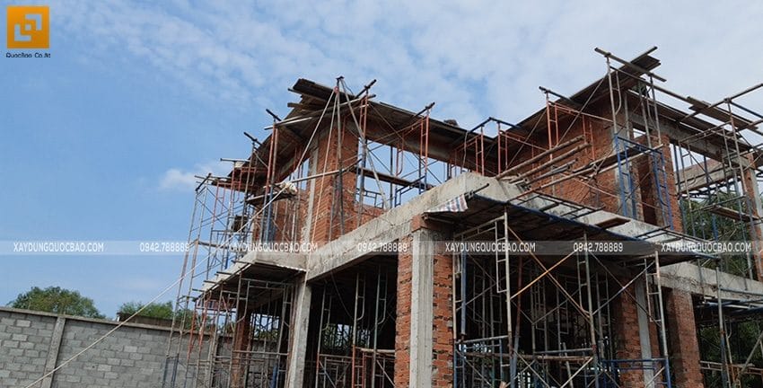 Thi công phần thô biệt thự 2 tầng tại Nhơn Trạch - Ảnh 1