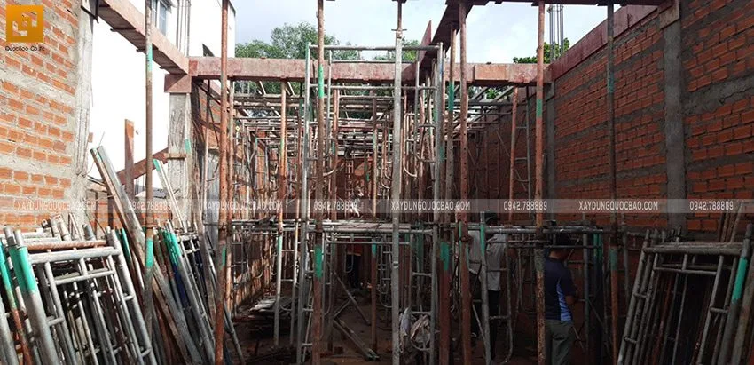 Thi công phần thô tầng trệt - Ảnh 3