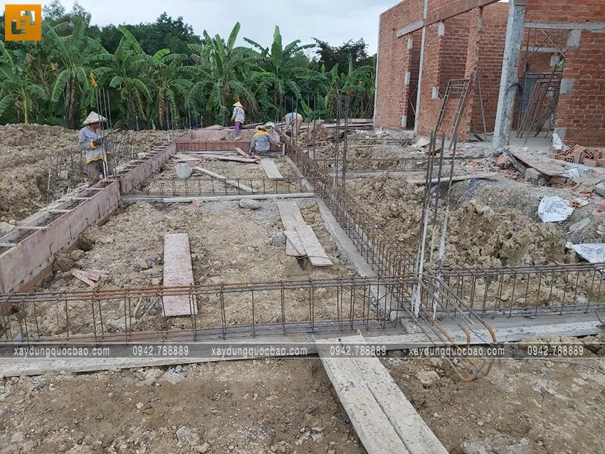 Hình ảnh thi công phần móng quán cà phê sân vườn. Ảnh 2