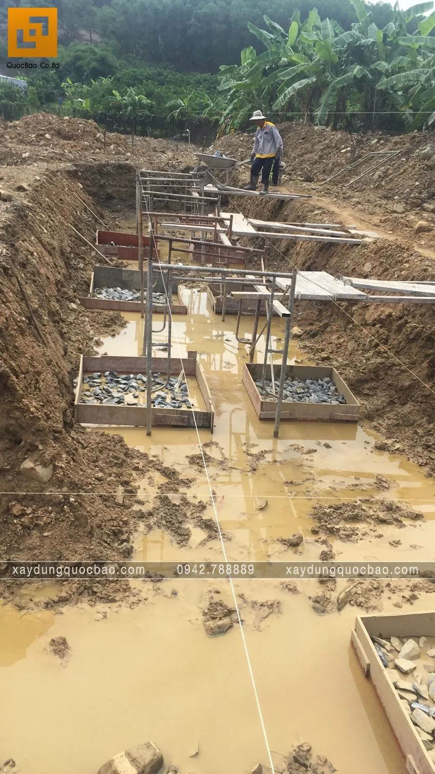 Thi công phần móng quán cà phê. Ảnh 1