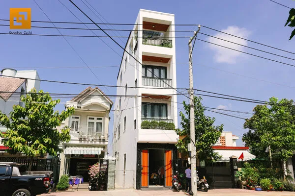 Bàn giao nhà phố 4 tầng gia đình anh Tài. Ảnh 1