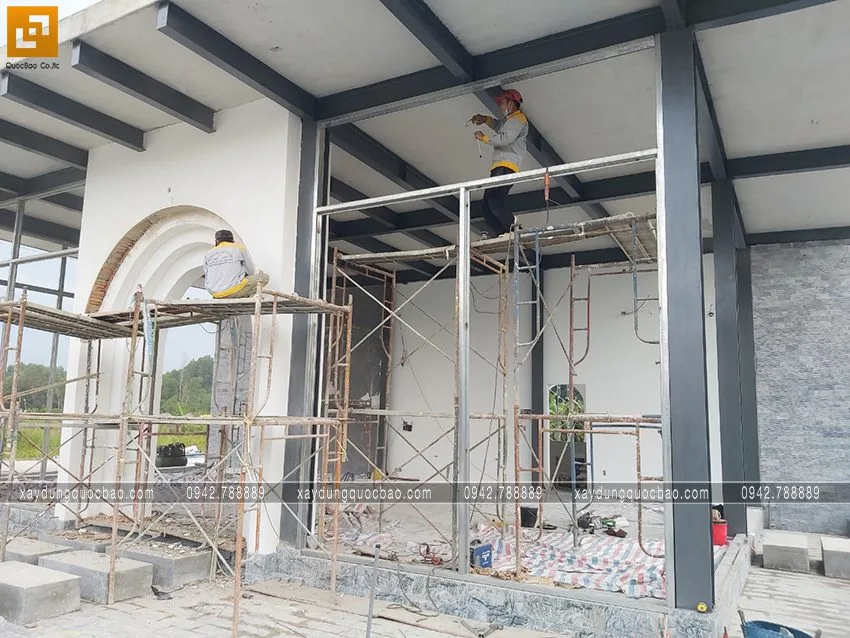 Thi công phần hoàn thiện quán cà phê Khang Coffee. Ảnh 20