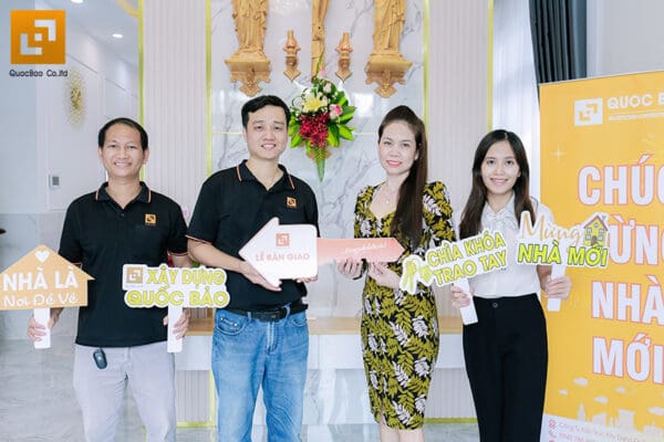 Bàn giao biệt thự 2 tầng cho gia đình gia chủ