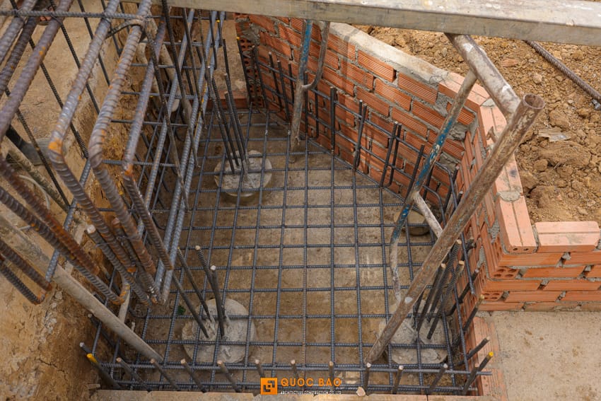 Đan sắt làm móng biệt thự tân cổ điển