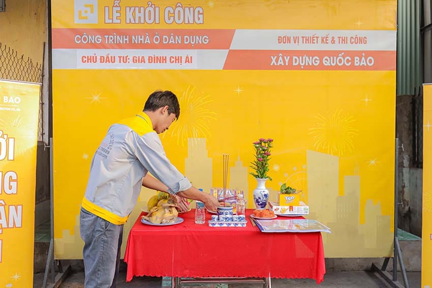 Dự án nhà phố tân cổ điển 2 tầng mái thái GĐ Chị Ái Tại Phước Tân - NP25002 7 Lễ khởi công nhà phố tân cổ điển 2 tầng