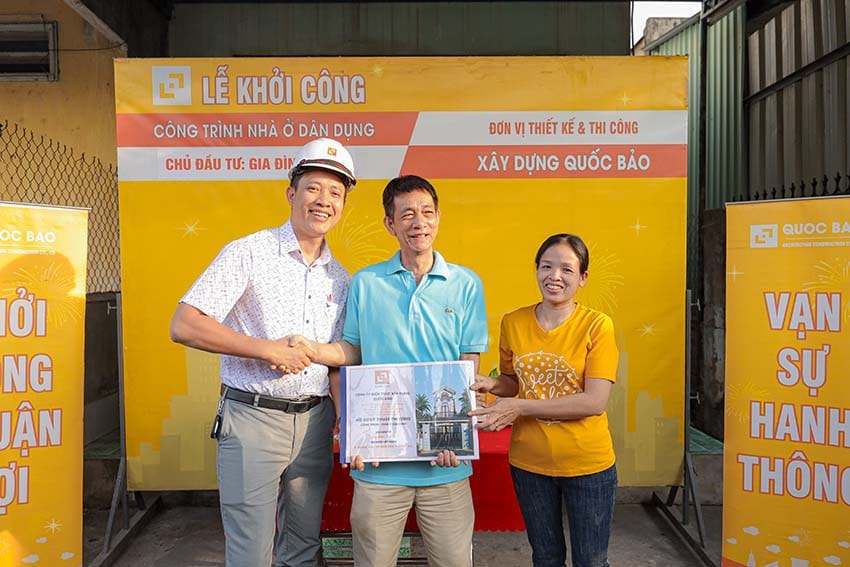 Dự án nhà phố tân cổ điển 2 tầng mái thái GĐ Chị Ái Tại Phước Tân - NP25002 13 Lễ khởi công nhà phố tân cổ điển 2 tầng