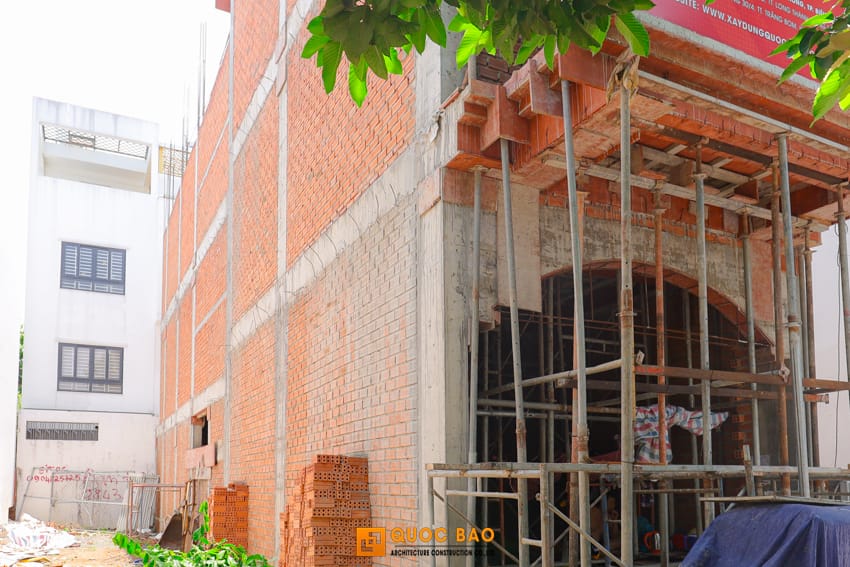 thi công nhà phố tân cổ điển 4 tầng