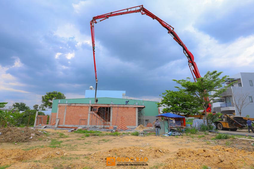 Dự án nhà phố hiện đại 2 tầng GĐ anh Đạt tại Tân Hiệp - NP25004 34 đổ bê tông sàn tầng 1 nhà phố hiện đại