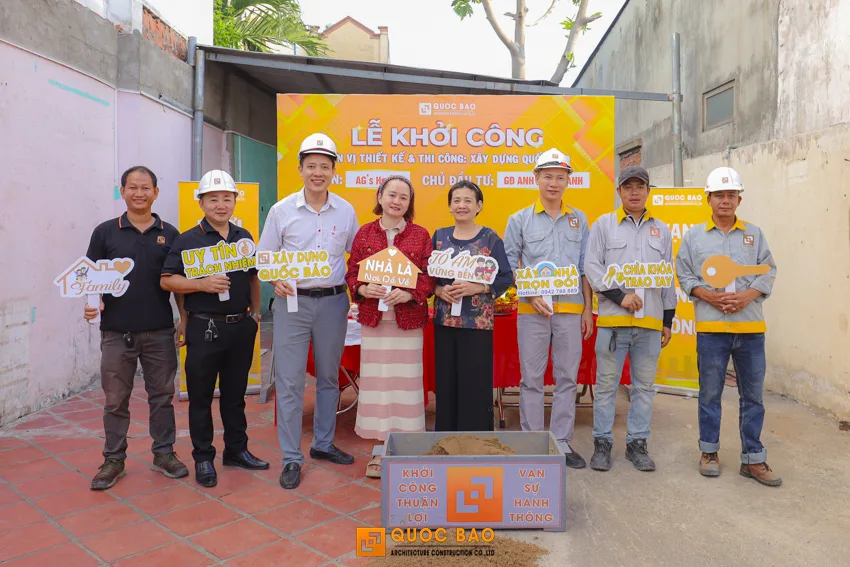 Thiết Kế Nhà Phố 2 Tầng Đẹp, Thẩm Mỹ và Đầy Đủ Tiện Nghi- NP25106 2 khởi công nhà phố 2 tầng hiện đại