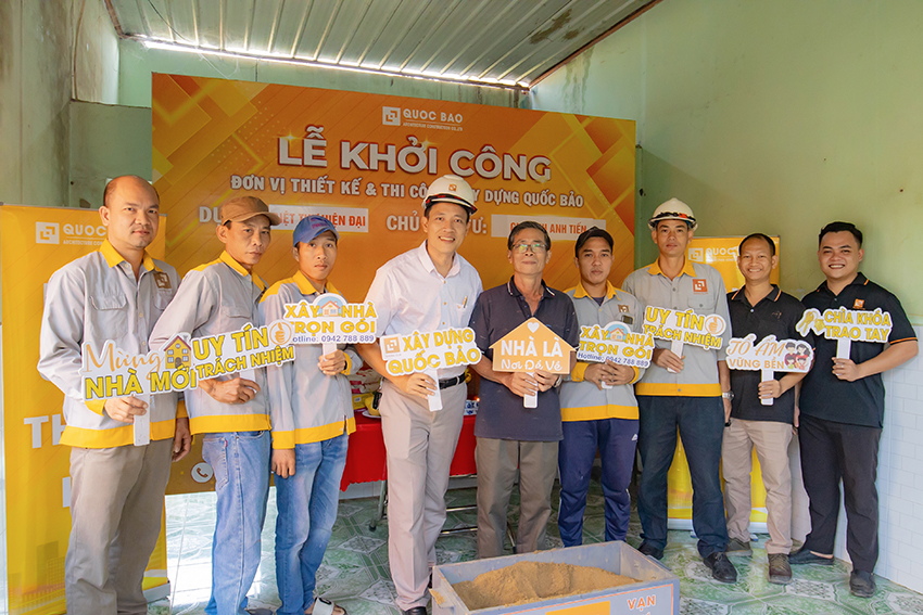 Dự án nhà phố hiện đại 2 tầng 1 tum GĐ anh Tiến tại Hố Nai, Đồng Nai - NP26001 4 Khởi công nhà phố hiện đại 2 tầng 1 tum